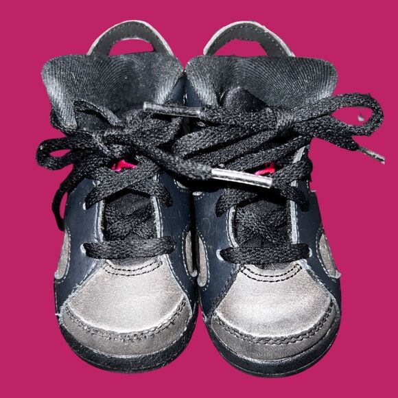 Infant Girls Nike Air Jordan Vi 6 Hyper Pink Retro 2016 543389-008 Size 6C - Picture 2 of 7